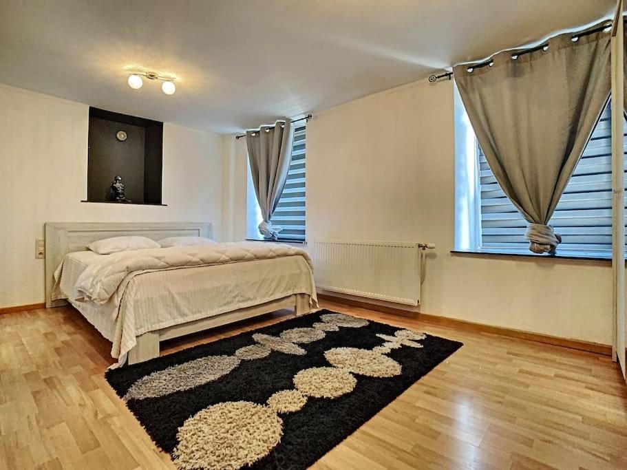 Vue Sur Meuse Avec Jacuzzi Et Sauna Exterieur. Yvoir Екстериор снимка