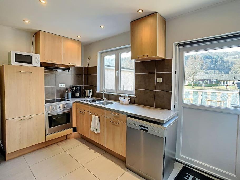 Vue Sur Meuse Avec Jacuzzi Et Sauna Exterieur. Yvoir Екстериор снимка